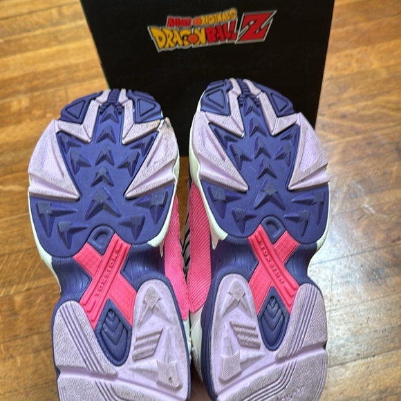 Women's Yung-1 Frieza Adidas Dragon Ball Z Shoes / Size 5 / Original Box - Picture 4 of 13